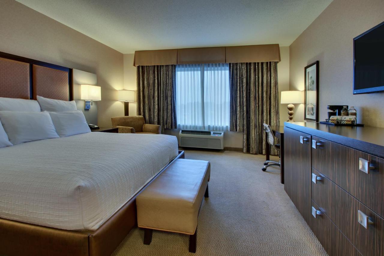 The Inn At Charles Town / Hollywood Casino Εξωτερικό φωτογραφία