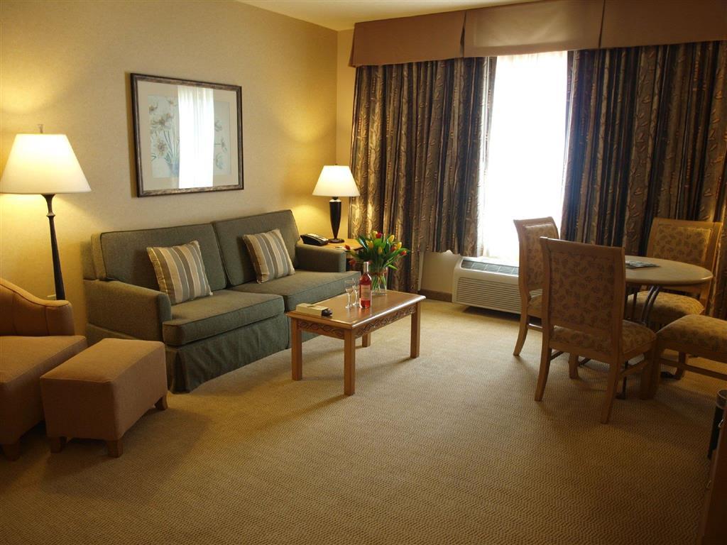 The Inn At Charles Town / Hollywood Casino Δωμάτιο φωτογραφία